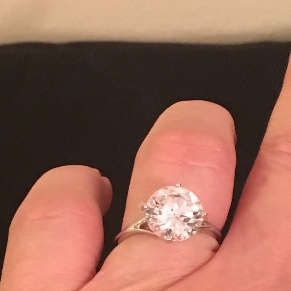 EXPRESS - Two Bling Rings - Picture 3 of 6